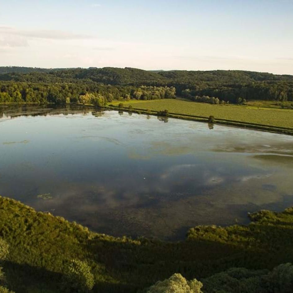 Jezero Komarnik